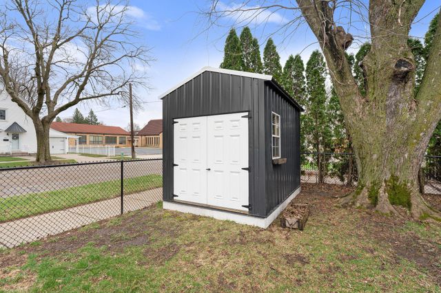 701 6th Avenue SW, Austin, MN 55912