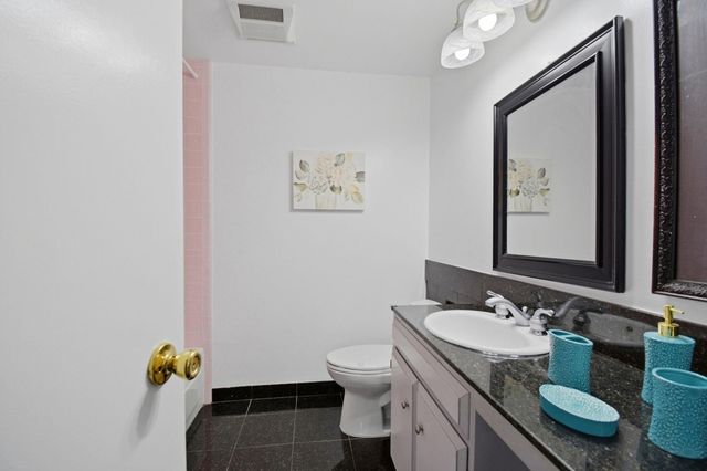 2515 Central Ave 203K, Alameda, CA 94501