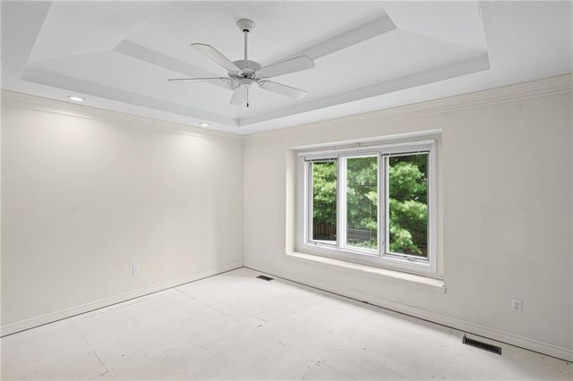 510 Ashurst Place, Lee's Summit, MO 64081