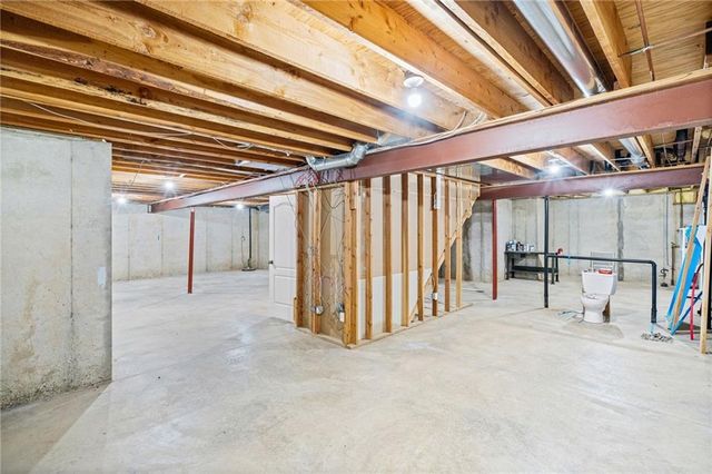 510 Ashurst Place, Lee's Summit, MO 64081