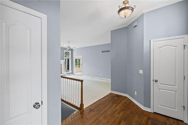 510 Ashurst Place, Lee's Summit, MO 64081