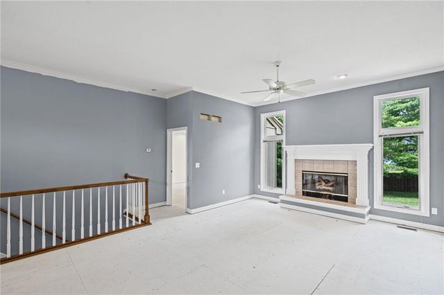 510 Ashurst Place, Lee's Summit, MO 64081