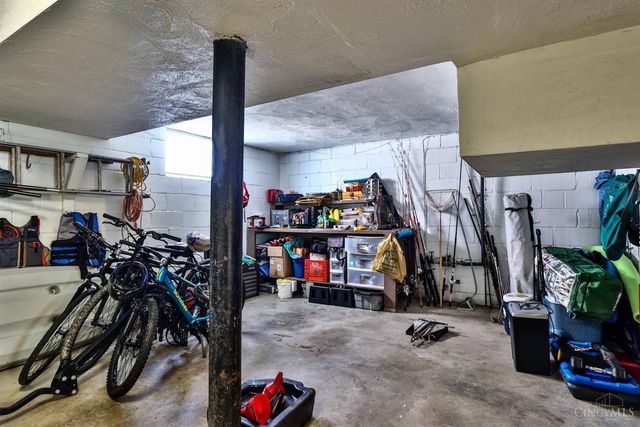 3805 Meadowlark Lane, Fairfax, OH 45227