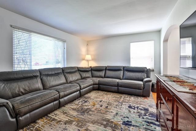 3805 Meadowlark Lane, Fairfax, OH 45227