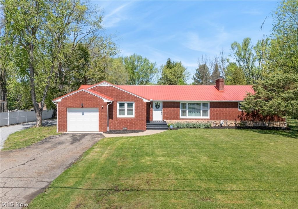 13001 Beeson Street NE, Alliance, OH 44601