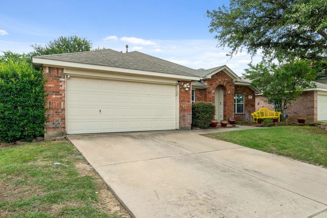 1320 Cattle Crossing Drive, Fort Worth, TX 76131