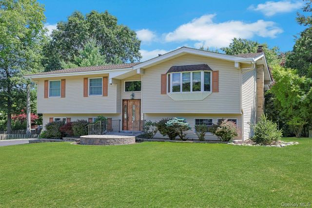 6 Hannah Lane, Valley Cottage, NY 10989