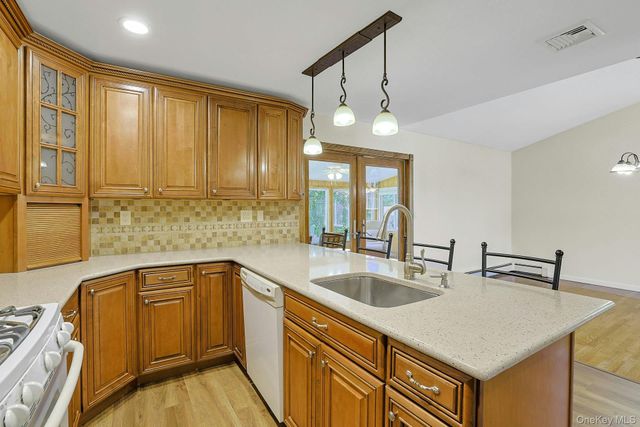 6 Hannah Lane, Valley Cottage, NY 10989