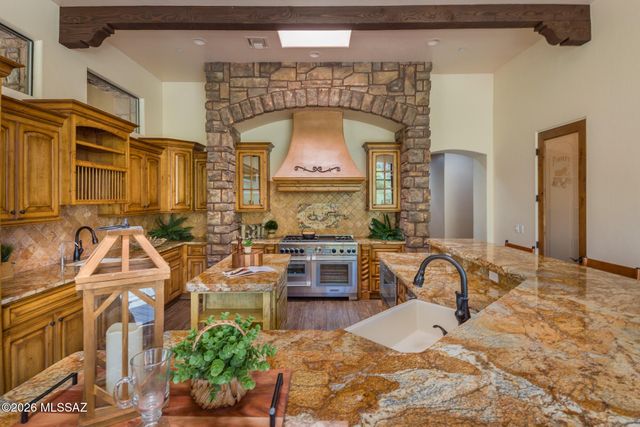 14225 N Rocking Ridge Court, Marana, AZ 85658