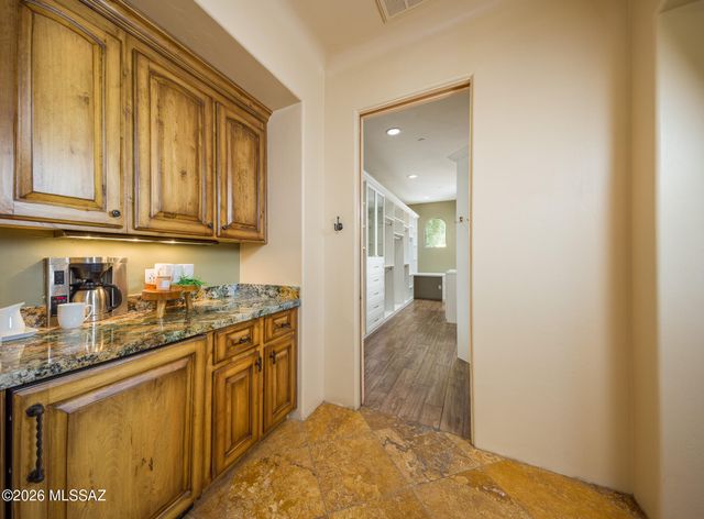 14225 N Rocking Ridge Court, Marana, AZ 85658