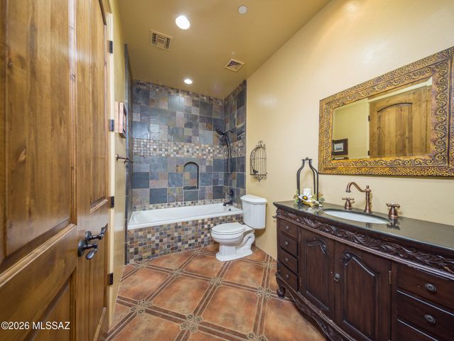 14225 N Rocking Ridge Court, Marana, AZ 85658
