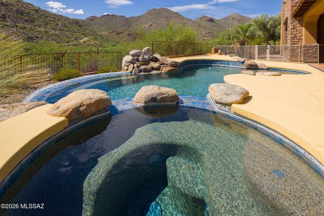 14225 N Rocking Ridge Court, Marana, AZ 85658