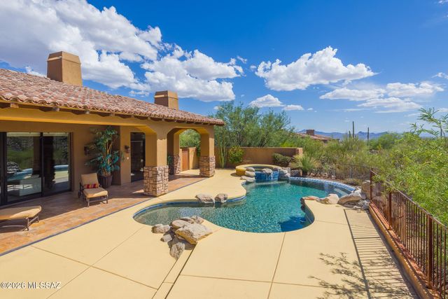 14225 N Rocking Ridge Court, Marana, AZ 85658