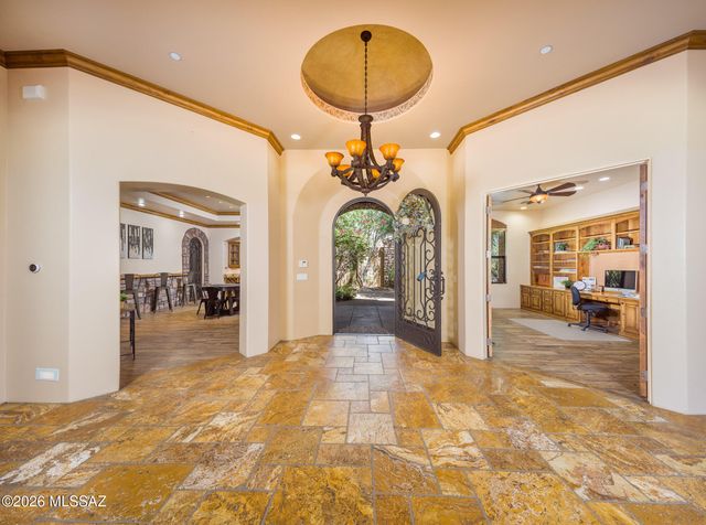 14225 N Rocking Ridge Court, Marana, AZ 85658
