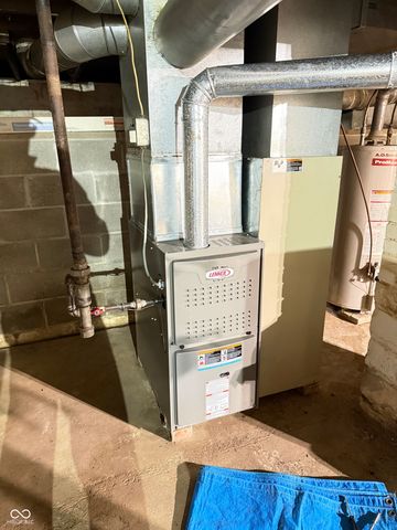 305 6th Street, Oolitic, IN 47451