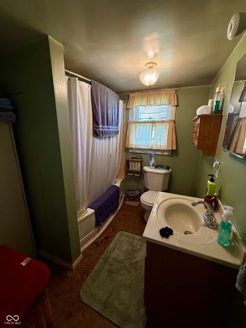 305 6th Street, Oolitic, IN 47451