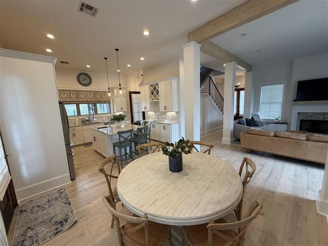 2006 Barbe St Street, Lake Charles, LA 70601