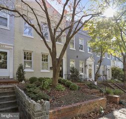 2031 37TH ST NW, Washington, DC 20007