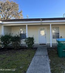 3633 Southward Drive, B, Gulfport, MS 39501