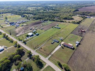 8300 Fm 697, Whitewright, TX 75491