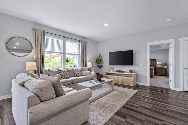 826 Ewell Farm Drive, Spring Hill, TN 37174