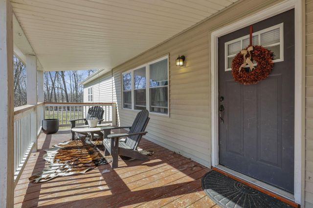 5060 Wheeling Road NE, Lancaster, OH 43130