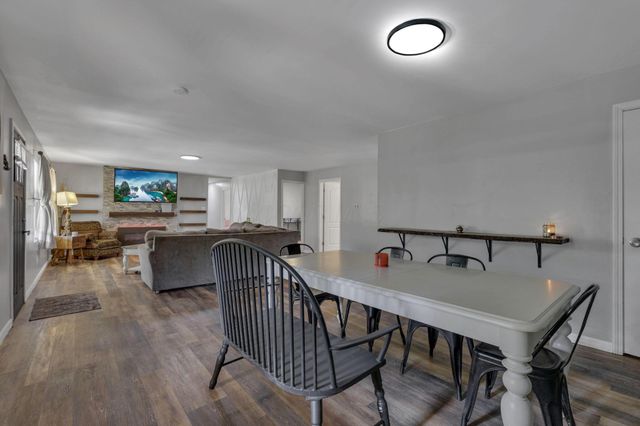 5060 Wheeling Road NE, Lancaster, OH 43130