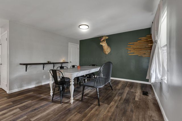 5060 Wheeling Road NE, Lancaster, OH 43130