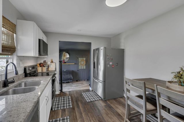 5060 Wheeling Road NE, Lancaster, OH 43130