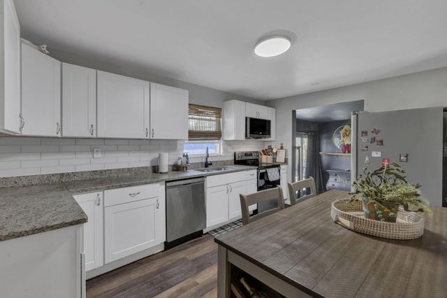 5060 Wheeling Road NE, Lancaster, OH 43130