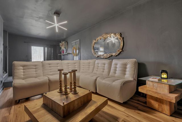 5060 Wheeling Road NE, Lancaster, OH 43130