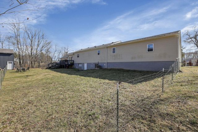 5060 Wheeling Road NE, Lancaster, OH 43130