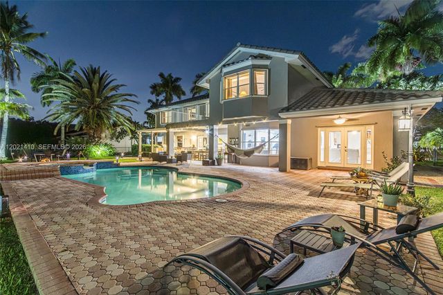 19361 NW 8th St, Pembroke Pines, FL 33029