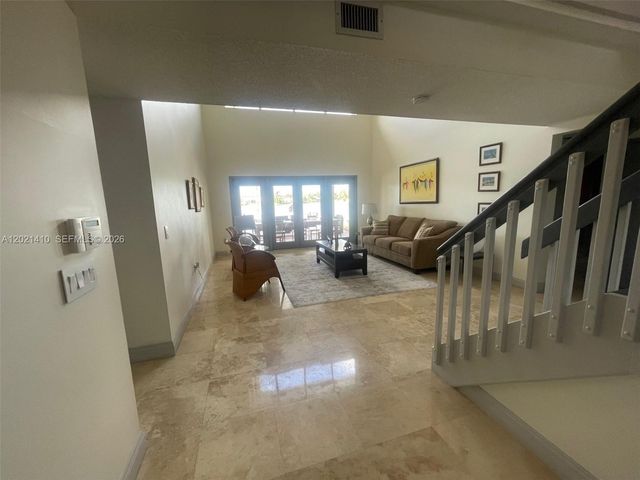 19361 NW 8th St, Pembroke Pines, FL 33029