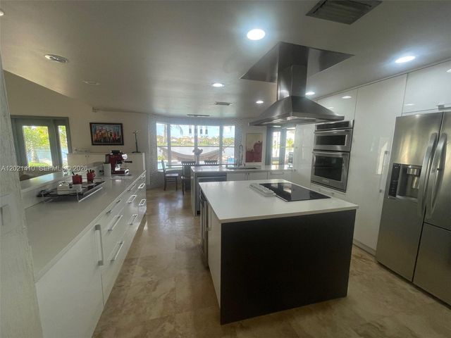 19361 NW 8th St, Pembroke Pines, FL 33029