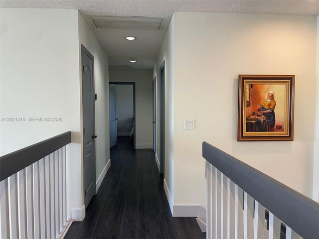 19361 NW 8th St, Pembroke Pines, FL 33029