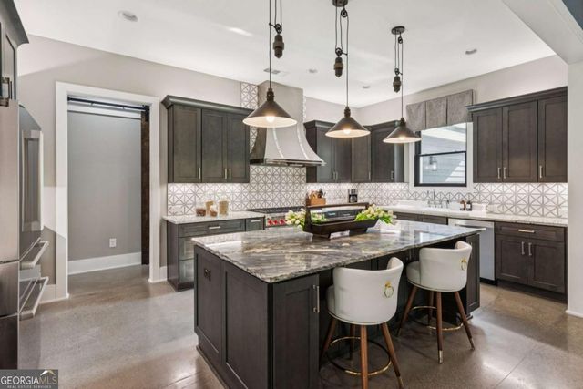 10004 Free Home Highway, Canton, GA 30115