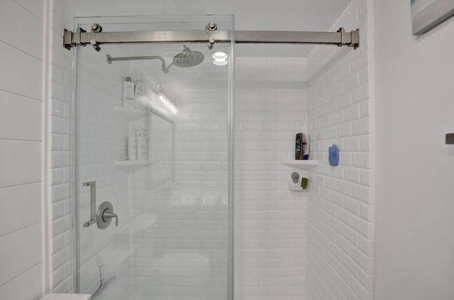 1000 River Reach Drive 423, Fort Lauderdale, FL 33315