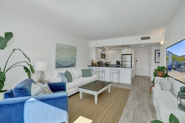 1000 River Reach Drive 423, Fort Lauderdale, FL 33315