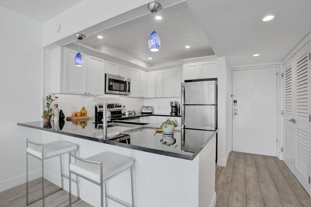 1000 River Reach Drive 423, Fort Lauderdale, FL 33315