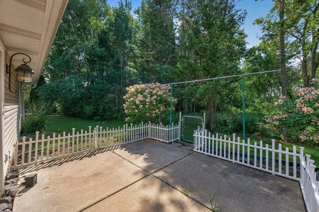 6975 Eagle Trail, Centerville, MN 55038