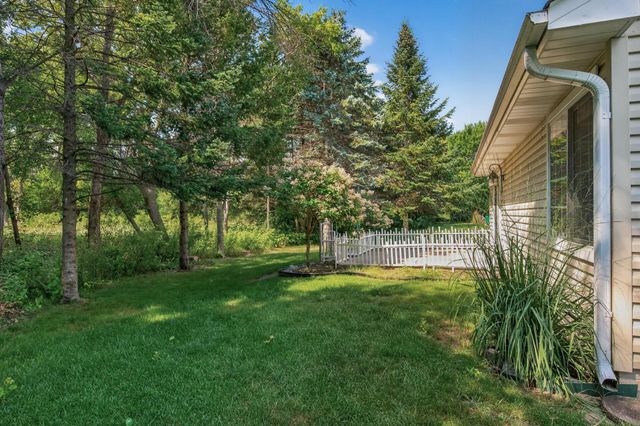 6975 Eagle Trail, Centerville, MN 55038