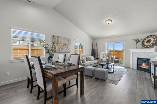 3182 S 13th St, Lebanon, OR 97355