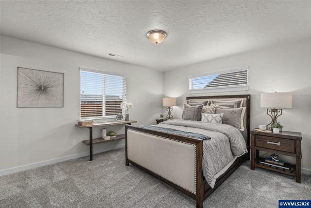 3182 S 13th St, Lebanon, OR 97355