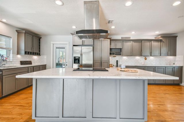 1302 BRANDONWOOD DRIVE, Brandon, FL 33510