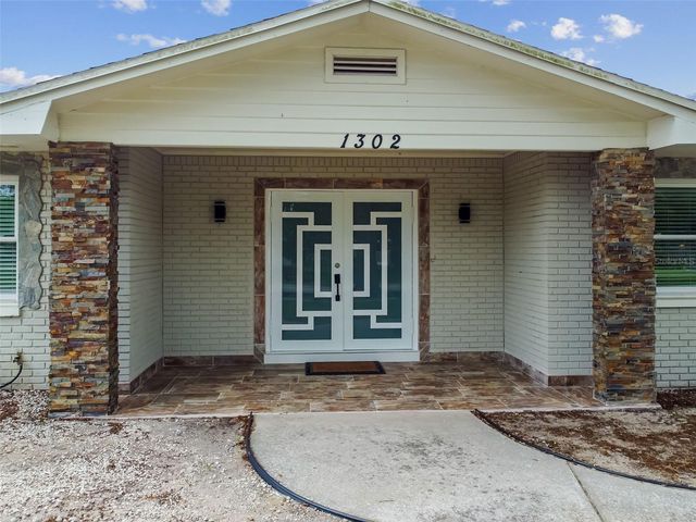 1302 BRANDONWOOD DRIVE, Brandon, FL 33510