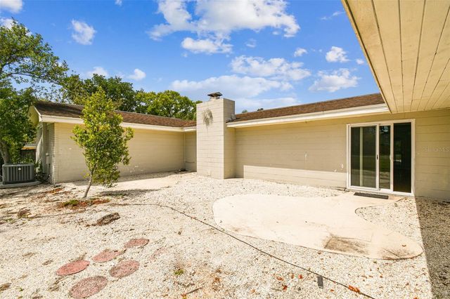 1302 BRANDONWOOD DRIVE, Brandon, FL 33510
