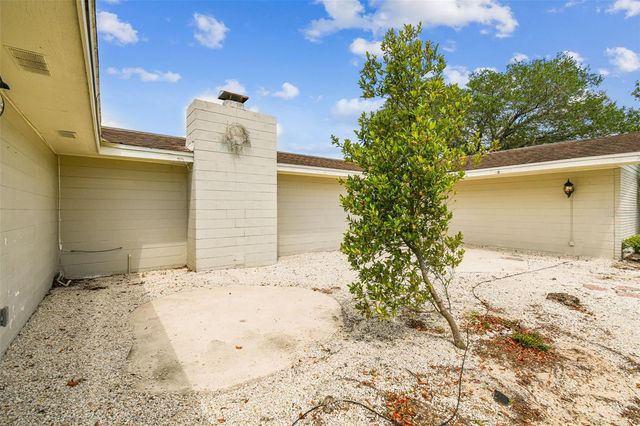1302 BRANDONWOOD DRIVE, Brandon, FL 33510