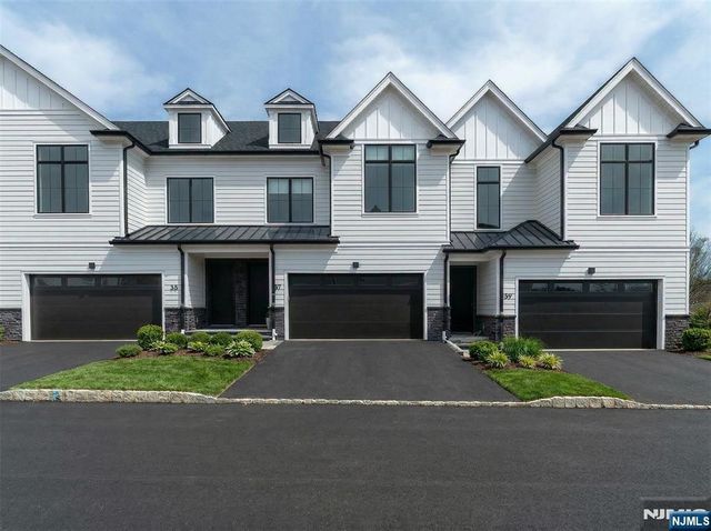 3 Feldman Court, Paramus, NJ 07652