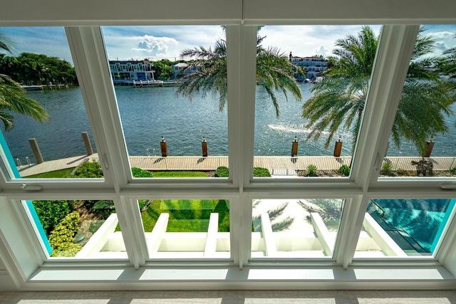 2798 NE 24th Street, Lighthouse Point, FL 33064